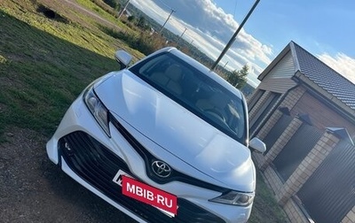 Toyota Camry, 2018 год, 2 550 000 рублей, 1 фотография