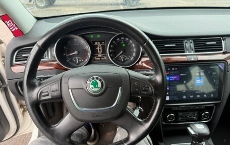 Skoda Superb III рестайлинг, 2010 год, 635 000 рублей, 1 фотография