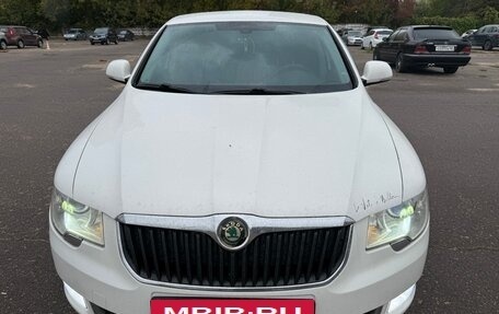 Skoda Superb III рестайлинг, 2010 год, 635 000 рублей, 25 фотография