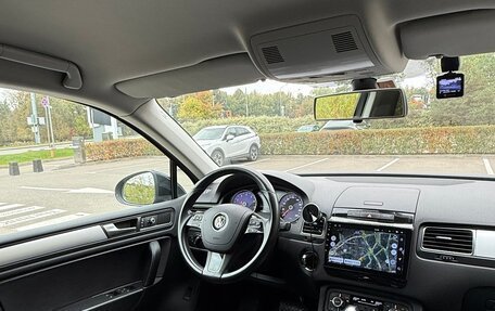 Volkswagen Touareg III, 2013 год, 2 100 000 рублей, 13 фотография