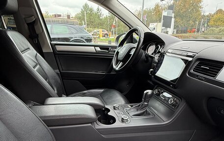 Volkswagen Touareg III, 2013 год, 2 100 000 рублей, 16 фотография