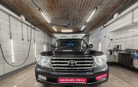 Toyota Land Cruiser 200, 2009 год, 2 650 000 рублей, 2 фотография