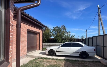 BMW 5 серия, 1999 год, 600 000 рублей, 1 фотография