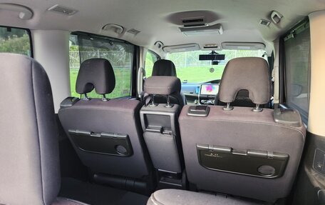 Nissan Serena IV, 2017 год, 1 990 000 рублей, 20 фотография