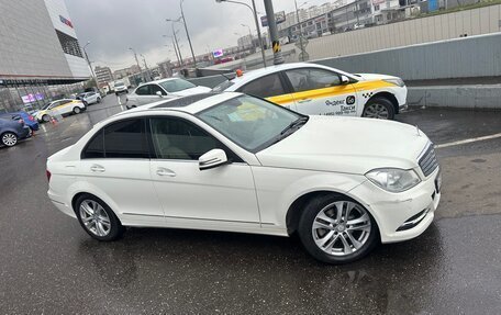 Mercedes-Benz C-Класс, 2011 год, 1 200 000 рублей, 4 фотография