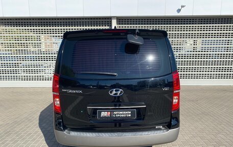Hyundai Grand Starex Grand Starex I рестайлинг 2, 2018 год, 3 727 000 рублей, 6 фотография
