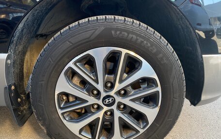 Hyundai Grand Starex Grand Starex I рестайлинг 2, 2018 год, 3 727 000 рублей, 10 фотография