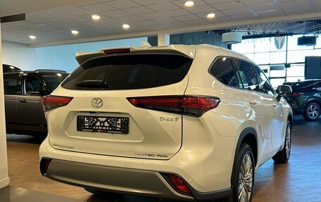 Toyota Highlander, 2025 год, 5 850 000 рублей, 4 фотография