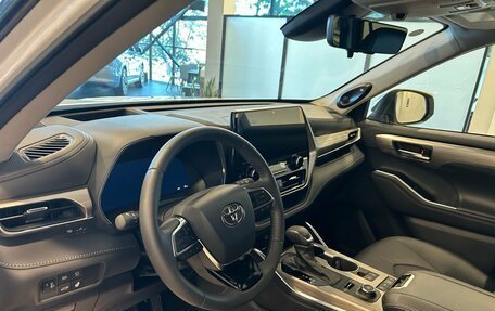 Toyota Highlander, 2025 год, 5 850 000 рублей, 14 фотография