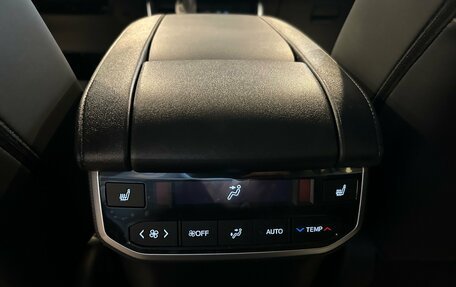 Toyota Highlander, 2025 год, 5 850 000 рублей, 22 фотография