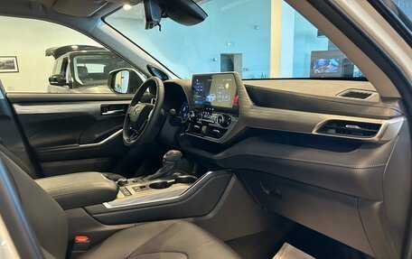 Toyota Highlander, 2025 год, 5 850 000 рублей, 26 фотография