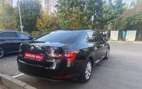 Skoda Superb III рестайлинг, 2018 год, 1 700 000 рублей, 1 фотография