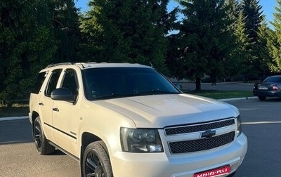 Chevrolet Tahoe III, 2012 год, 2 500 000 рублей, 1 фотография