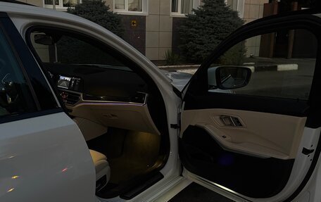 BMW 3 серия, 2020 год, 3 800 000 рублей, 1 фотография