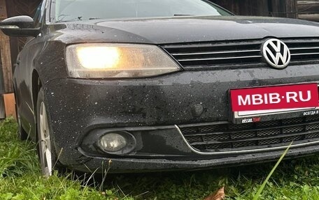 Volkswagen Jetta VI, 2013 год, 1 100 000 рублей, 6 фотография