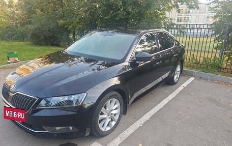 Skoda Superb III рестайлинг, 2018 год, 1 700 000 рублей, 3 фотография