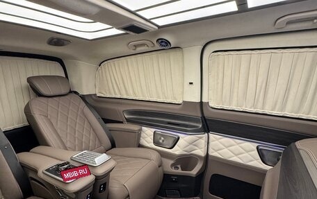 Mercedes-Benz V-Класс, 2024 год, 22 000 000 рублей, 11 фотография