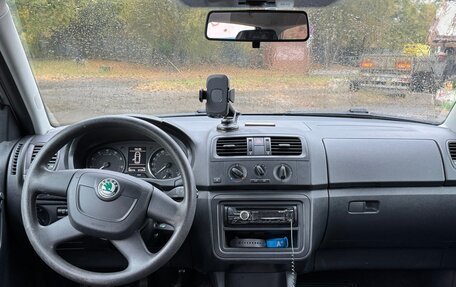 Skoda Fabia II, 2013 год, 650 000 рублей, 5 фотография