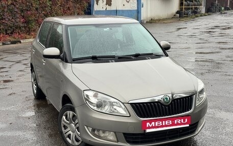 Skoda Fabia II, 2013 год, 650 000 рублей, 2 фотография