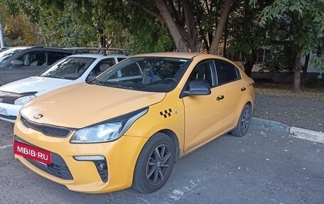 KIA Rio IV, 2019 год, 1 100 000 рублей, 2 фотография