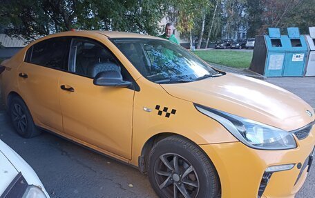 KIA Rio IV, 2019 год, 1 100 000 рублей, 6 фотография