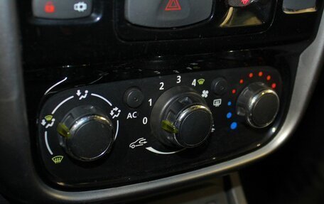 Renault Duster I рестайлинг, 2013 год, 855 000 рублей, 13 фотография