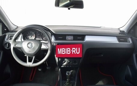 Skoda Rapid I, 2017 год, 899 000 рублей, 12 фотография