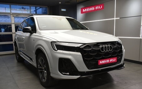 Audi Q7, 2025 год, 12 480 000 рублей, 2 фотография