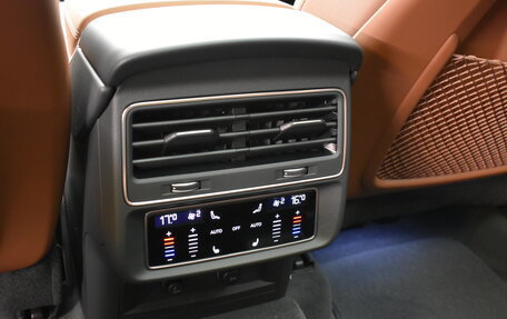 Audi Q7, 2025 год, 12 480 000 рублей, 23 фотография