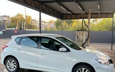 Nissan Tiida, 2015 год, 770 000 рублей, 3 фотография