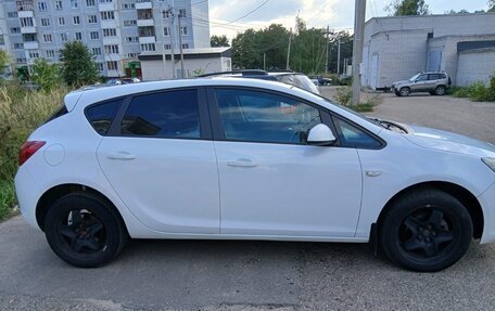 Opel Astra J, 2012 год, 800 000 рублей, 4 фотография