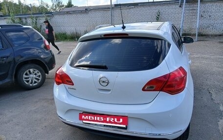 Opel Astra J, 2012 год, 800 000 рублей, 3 фотография