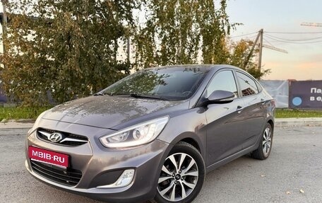 Hyundai Solaris II рестайлинг, 2013 год, 888 000 рублей, 1 фотография