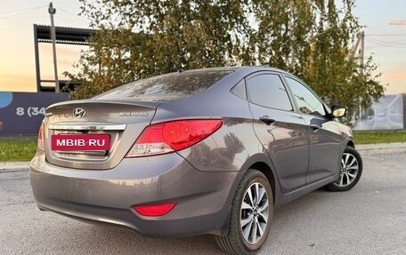 Hyundai Solaris II рестайлинг, 2013 год, 888 000 рублей, 16 фотография