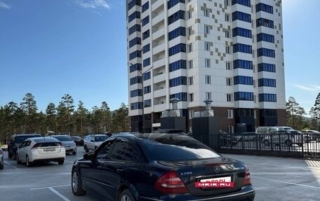 Mercedes-Benz E-Класс, 2003 год, 1 050 000 рублей, 4 фотография