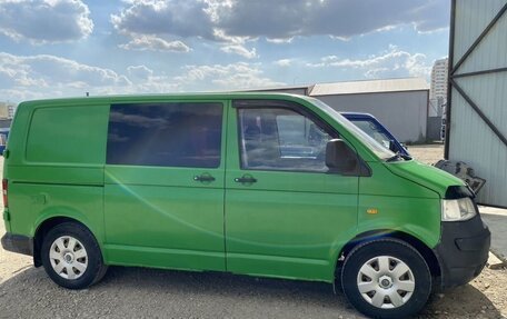 Volkswagen Transporter T5 рестайлинг, 2003 год, 590 000 рублей, 3 фотография