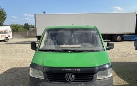 Volkswagen Transporter T5 рестайлинг, 2003 год, 590 000 рублей, 2 фотография