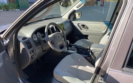 Ford Escape II, 2005 год, 573 000 рублей, 6 фотография