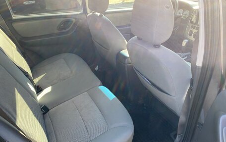 Ford Escape II, 2005 год, 573 000 рублей, 11 фотография