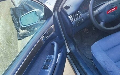 Audi A6, 1999 год, 530 000 рублей, 9 фотография