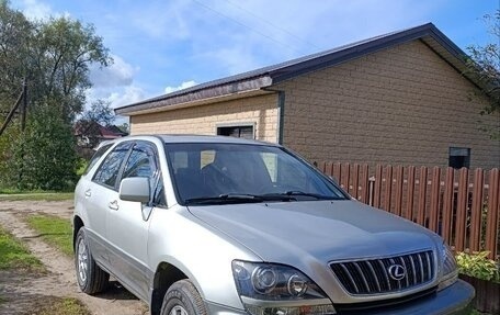 Lexus RX IV рестайлинг, 2000 год, 800 000 рублей, 3 фотография