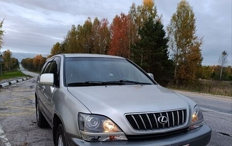 Lexus RX IV рестайлинг, 2000 год, 800 000 рублей, 12 фотография