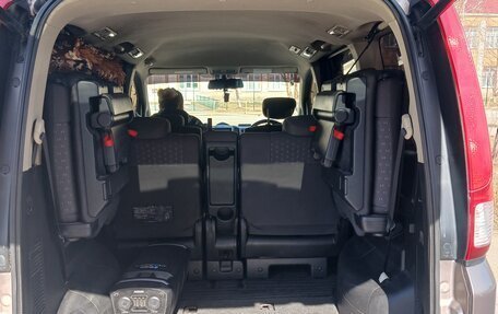 Nissan Serena III, 2006 год, 940 000 рублей, 5 фотография