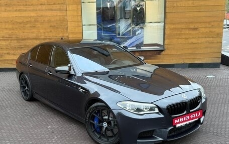 BMW M5, 2011 год, 3 350 000 рублей, 3 фотография