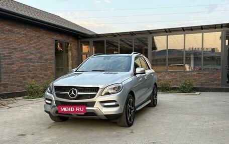 Mercedes-Benz M-Класс, 2013 год, 2 550 000 рублей, 2 фотография