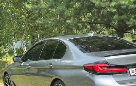 BMW 5 серия, 2018 год, 3 700 000 рублей, 3 фотография