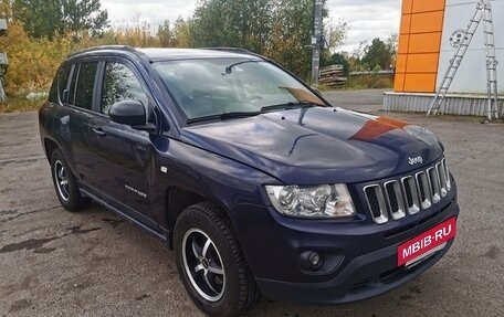 Jeep Compass I рестайлинг, 2011 год, 850 000 рублей, 3 фотография