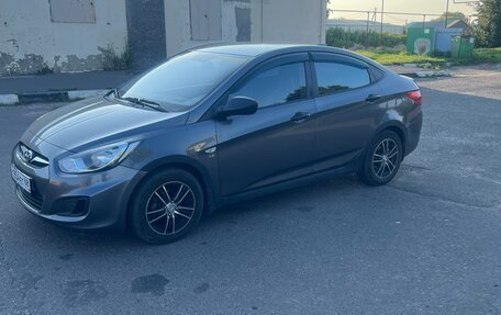 Hyundai Solaris II рестайлинг, 2012 год, 760 000 рублей, 4 фотография