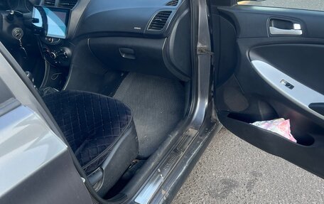 Hyundai Solaris II рестайлинг, 2012 год, 760 000 рублей, 8 фотография