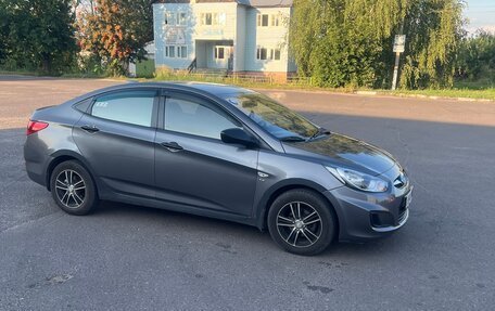 Hyundai Solaris II рестайлинг, 2012 год, 760 000 рублей, 6 фотография